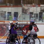 Passing over the head of his opponent at the 2019 Wheelchair Lacrosse USA Tournament in Long Island, NY. (Photo by Christopher Di Virgilio/SNS).